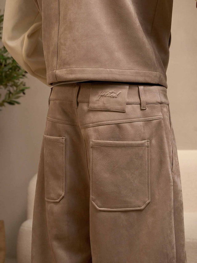 'VELA' PLEATED SHORTS
